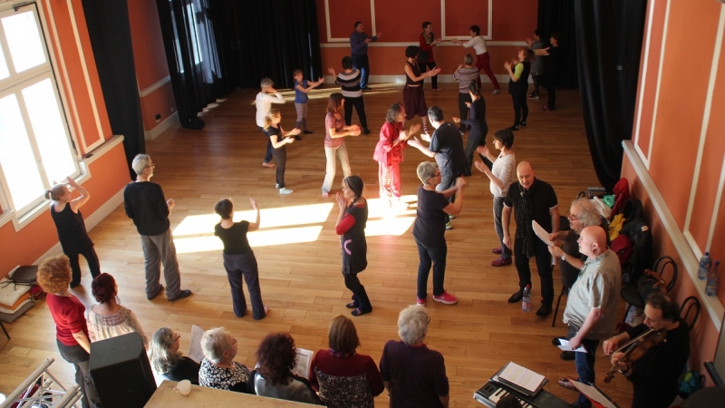 30 amateurs de 8 à 70 ans participent à un Miracle !