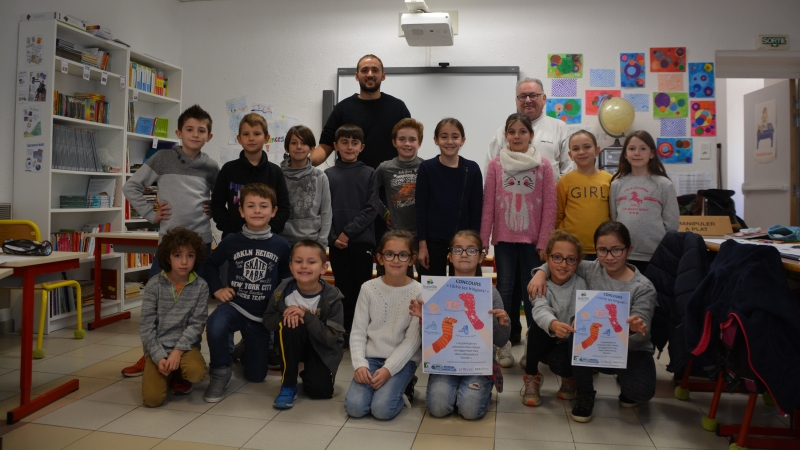 Les enfants de Grand Orb participent à la valorisation du textile