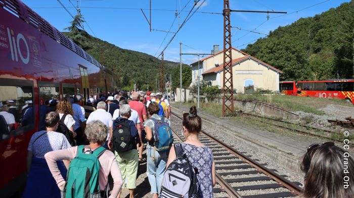 12h07 Arrivée en Gare de Ceilhes-Roqueredonde - © CC Grand Orb Le Train du Patrimoine a tenu toutes ses promesses