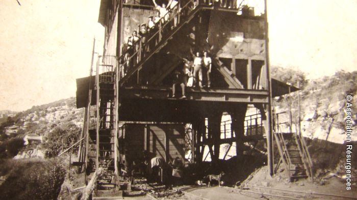 Visite des sites d'exploitations de la bauxite 