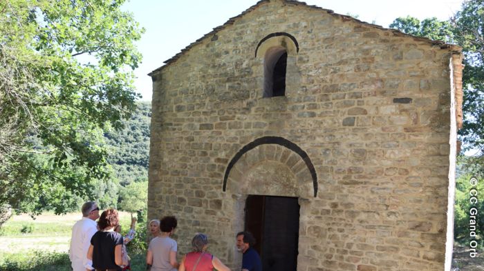 Domaine de Pouzes - chapelle du XIIème siècle - © CC Grand Orb La démarche exemplaire de Gaëtan et Sophie au Domaine de Pouzes