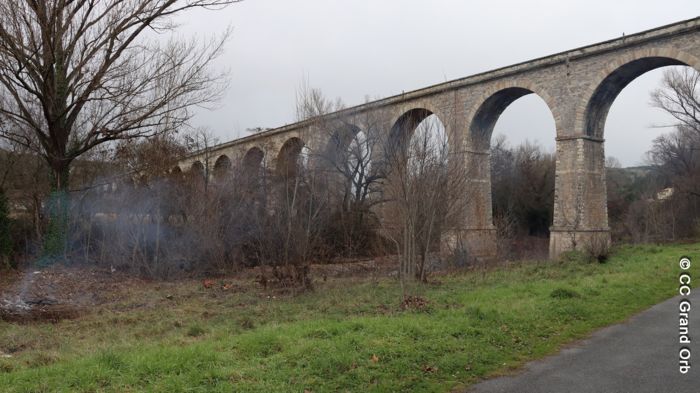 Travaux en cours sur les berges de l’Orb en amont de Bédarieux 