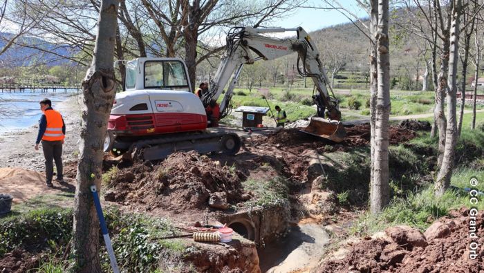 Le lac de la Base de loisirs en travaux