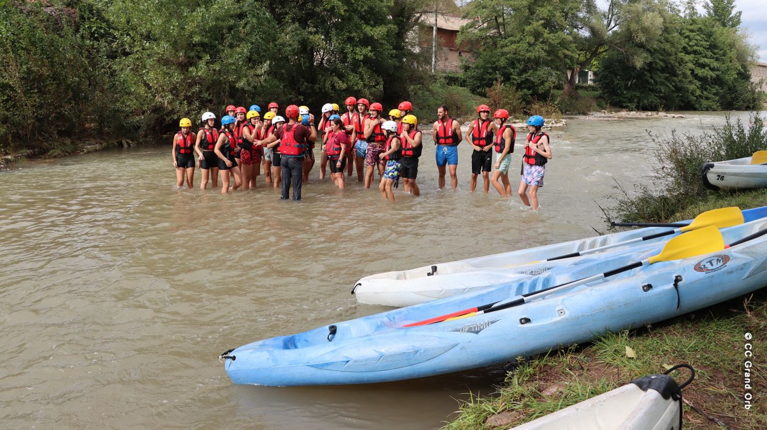 Les scolaires initiés au canoë