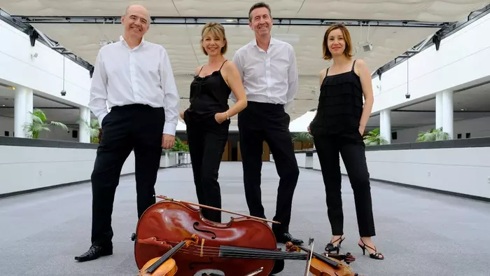 Quatuor Quatrâmes, Classique & Broadway