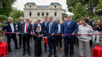 Une foule immense pour saluer l’ouverture de Majic
