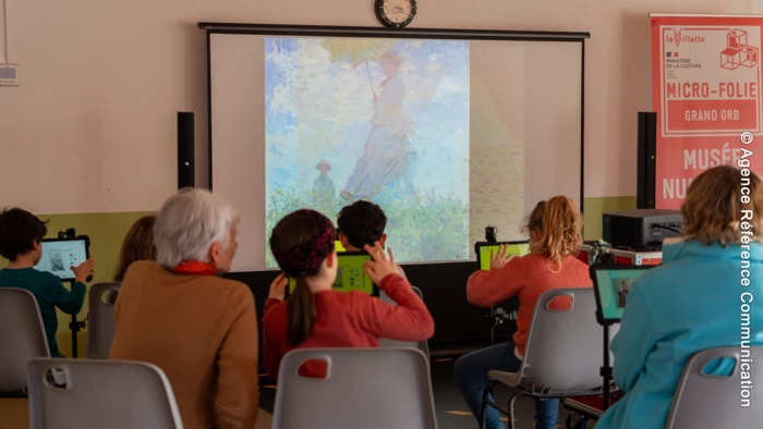 Visite libre de la Micro-Folie, « Tête-à-tête avec l'art »