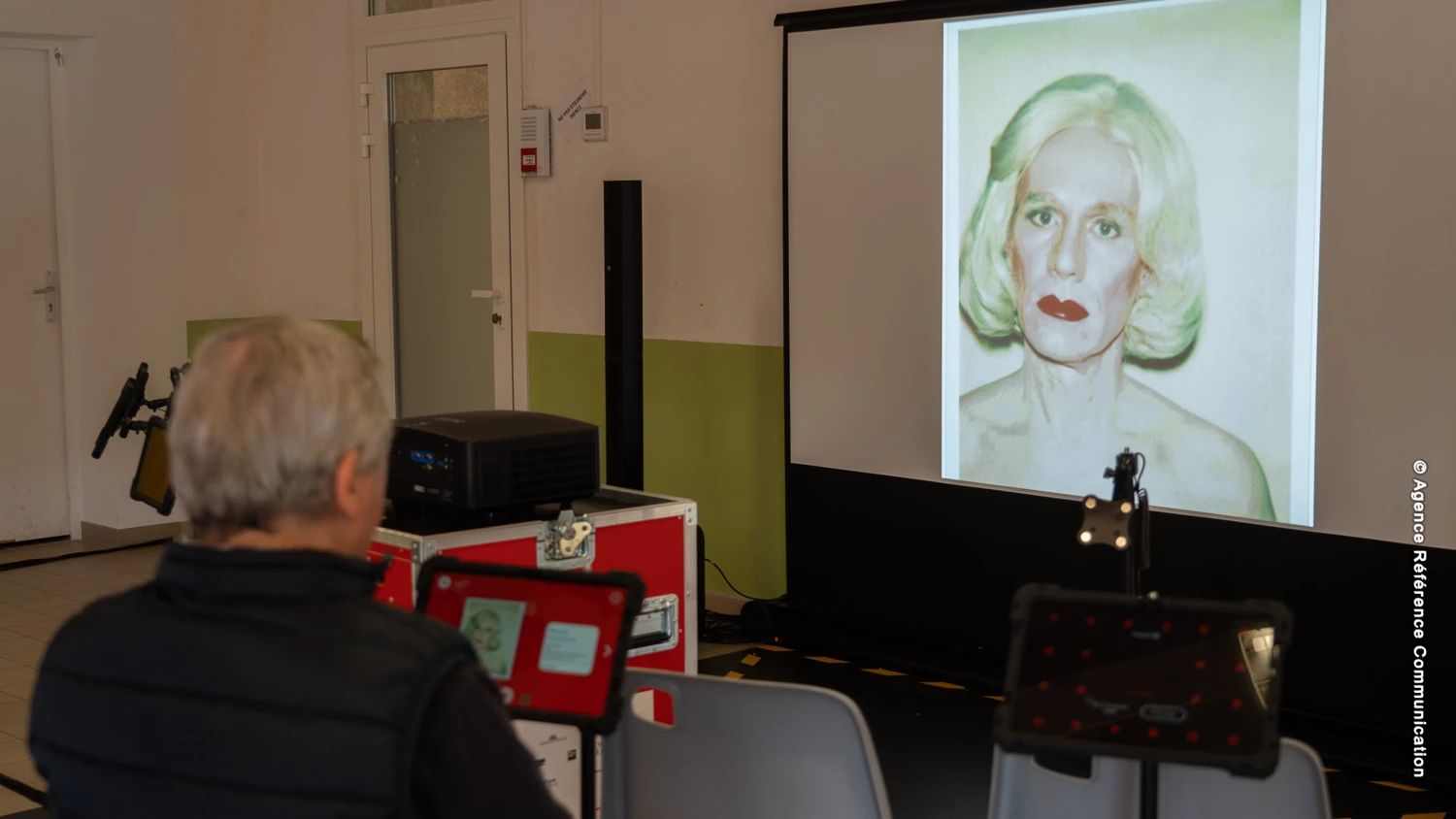 Visite libre de la Micro-Folie, « Tête-à-tête avec l'art »