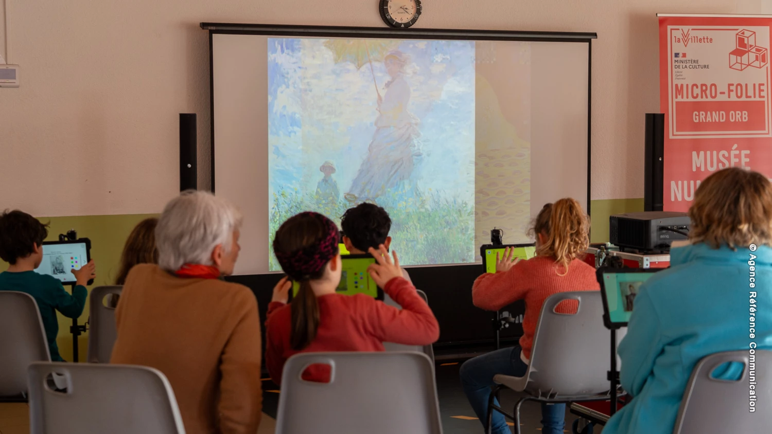 Visite libre de la Micro-Folie, « Tête-à-tête avec l'art »