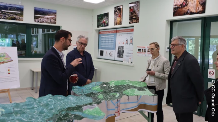 René Ginieis et Pierre Mathieu en visite sur le site thermal d’Avène