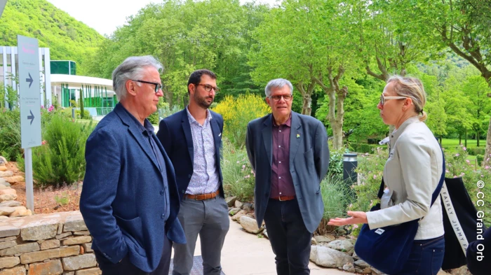 René Ginieis et Pierre Mathieu en visite sur le site thermal d’Avène