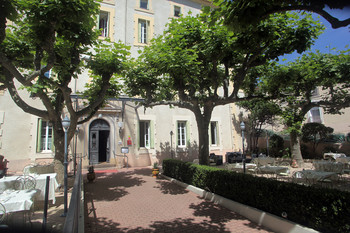 Entre¦üe ©hotel des thermes - entrée